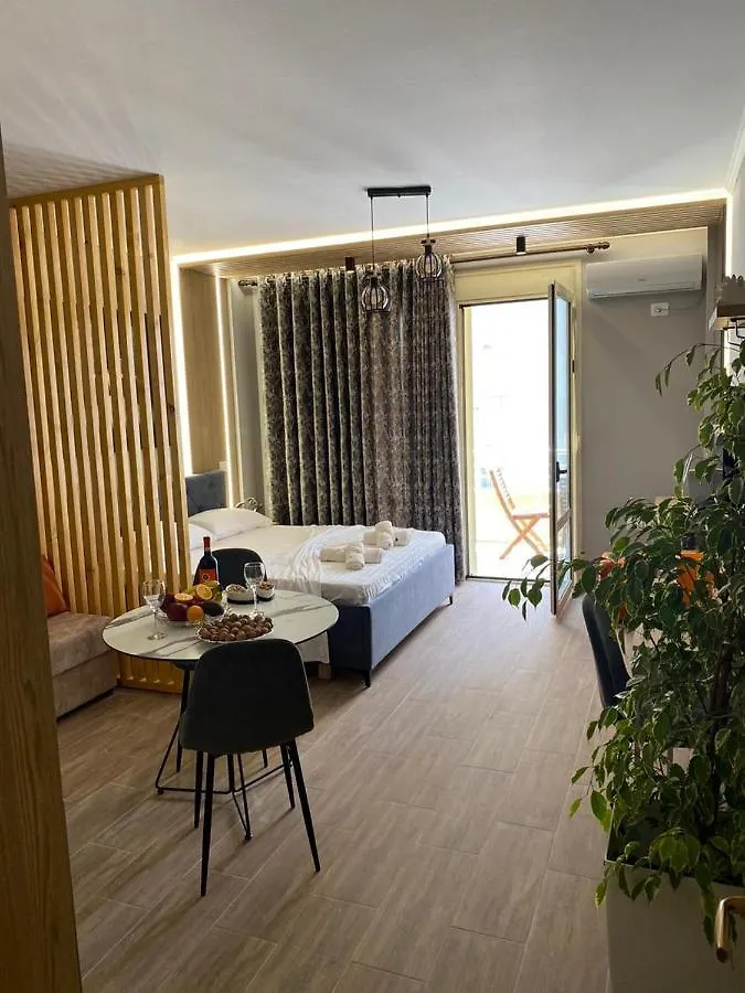 Ralph Apartments Vlorë 0*,  Albanien